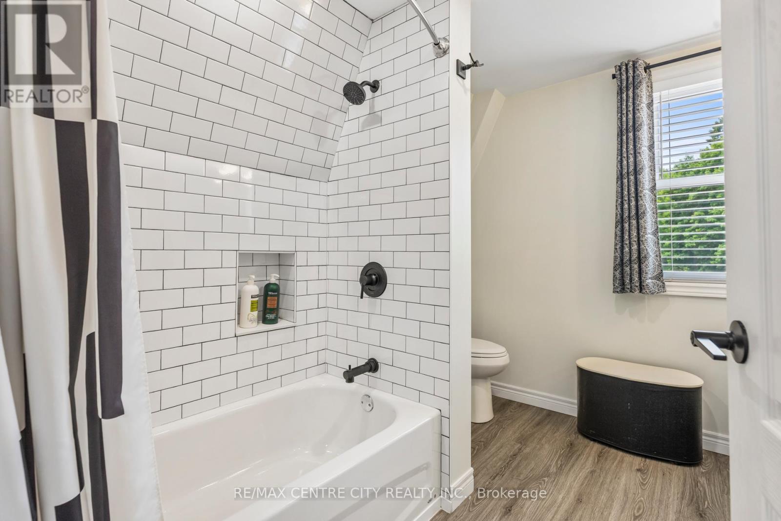 15 Sunset Drive, St. Thomas, Ontario  N5P 2J5 - Photo 16 - X12415123