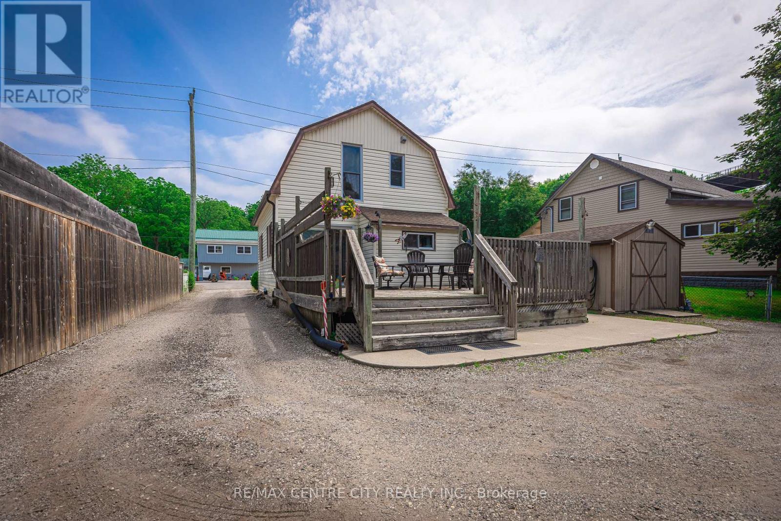 15 Sunset Drive, St. Thomas, Ontario  N5P 2J5 - Photo 25 - X12415123