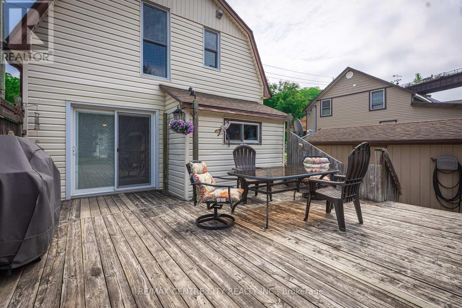 15 Sunset Drive, St. Thomas, Ontario  N5P 2J5 - Photo 26 - X12415123