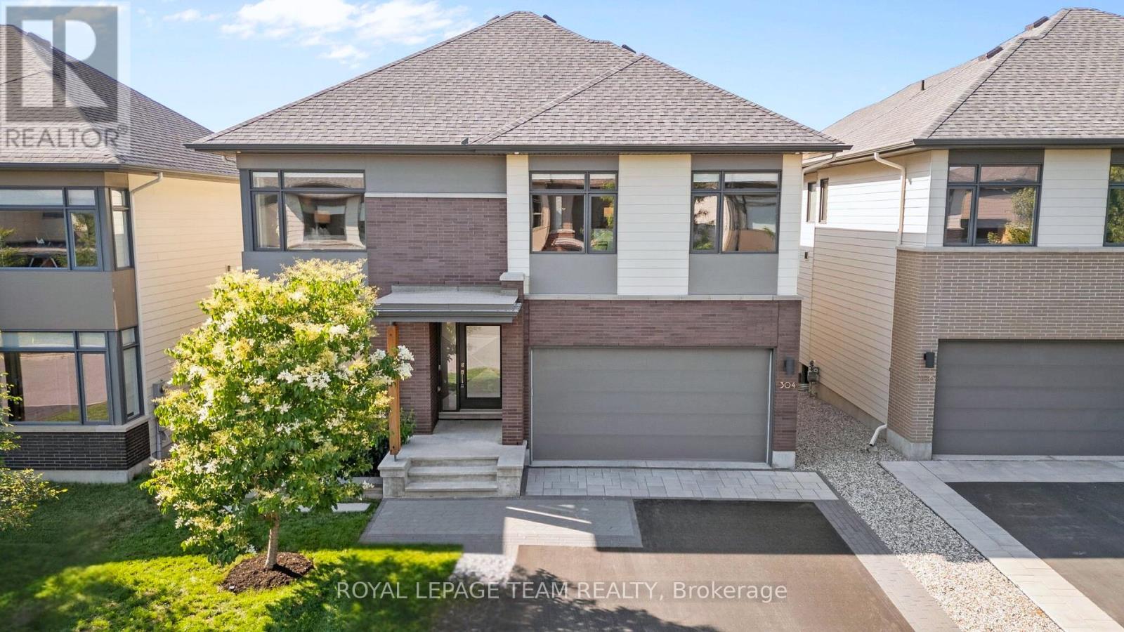 304 Long Acres Street, Ottawa, Ontario  K2M 0H1 - Photo 1 - X12415027