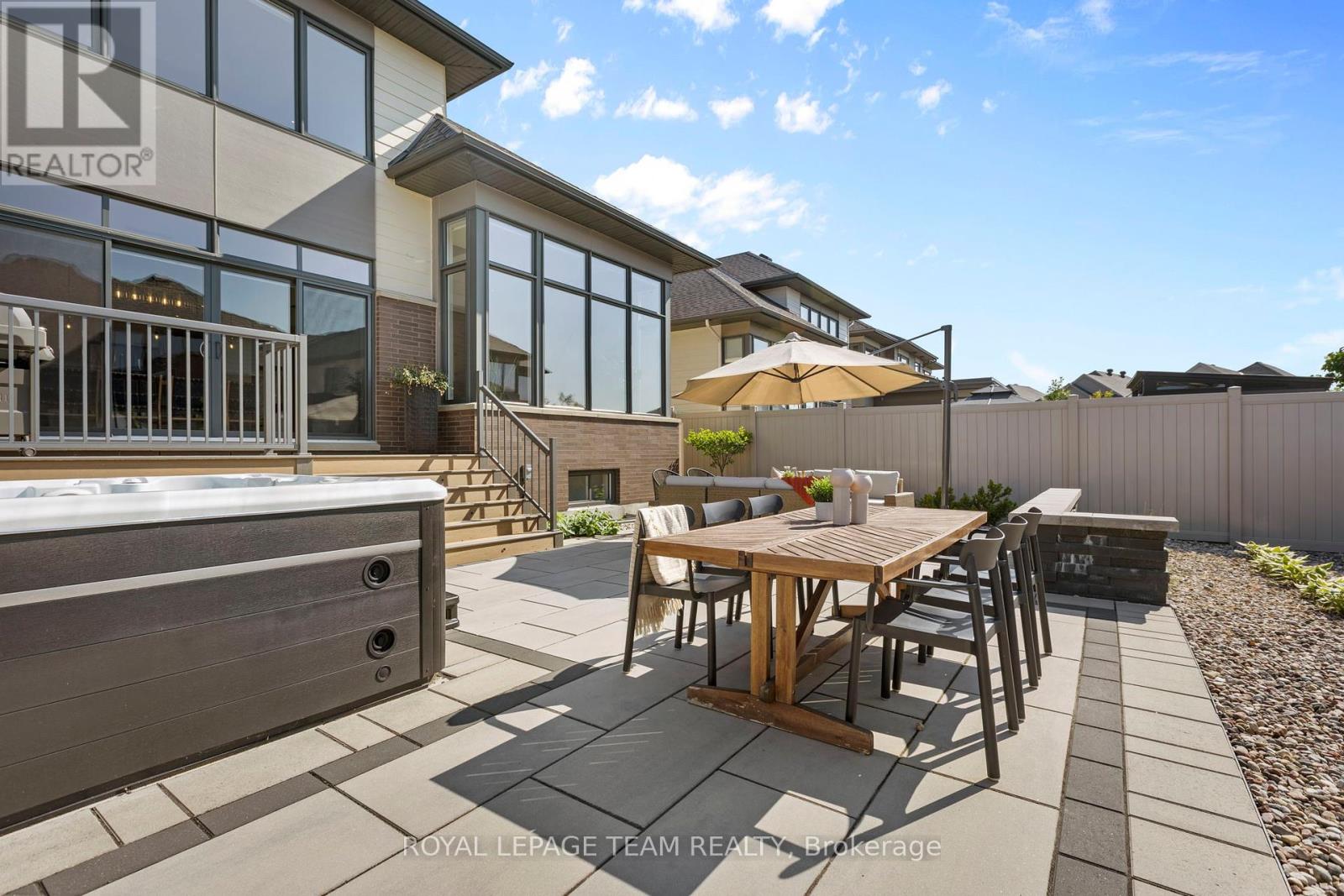 304 Long Acres Street, Ottawa, Ontario  K2M 0H1 - Photo 45 - X12415027