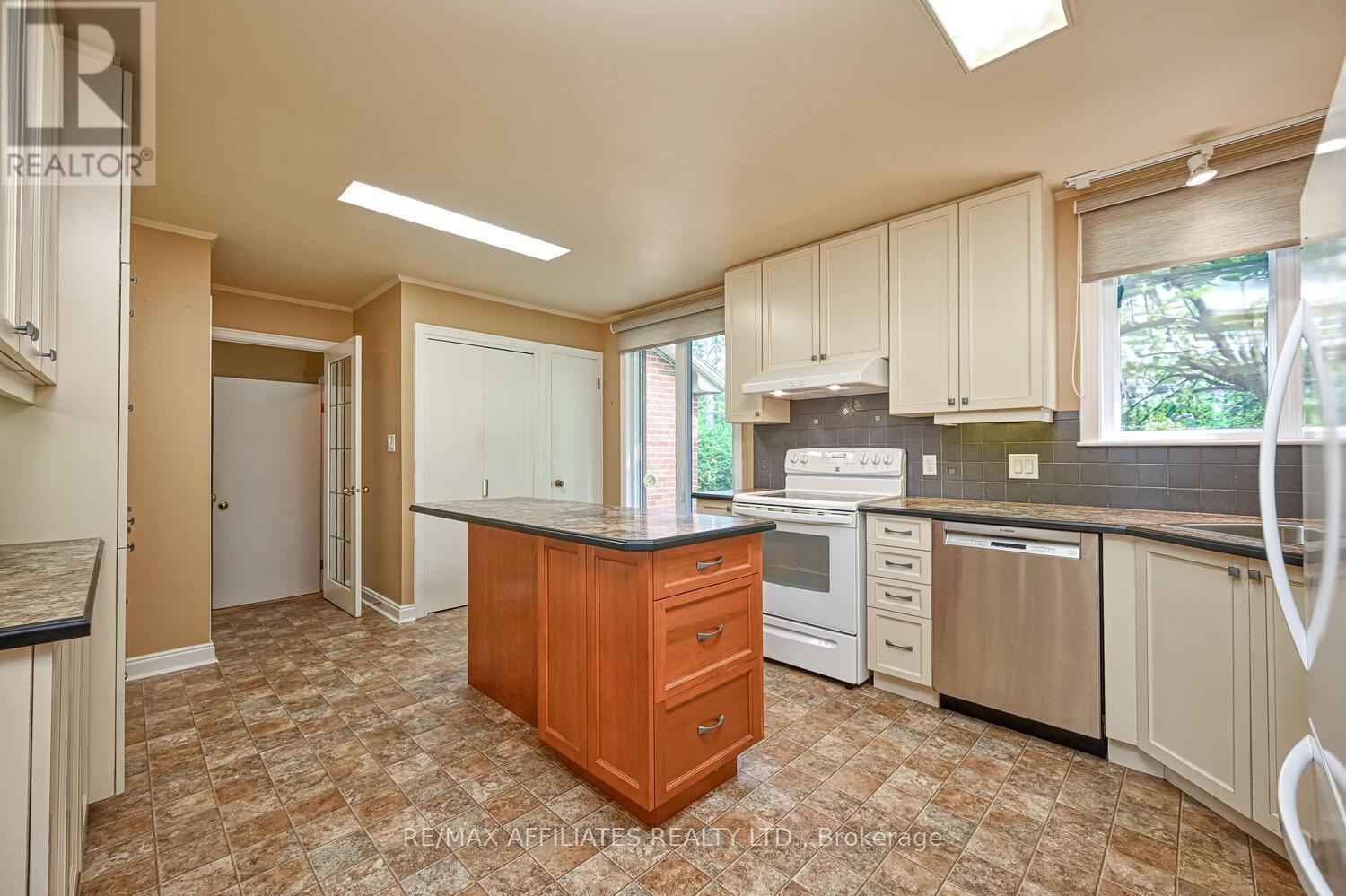 2995 43 Road, Montague, Ontario  K7A 5B8 - Photo 16 - X12415087