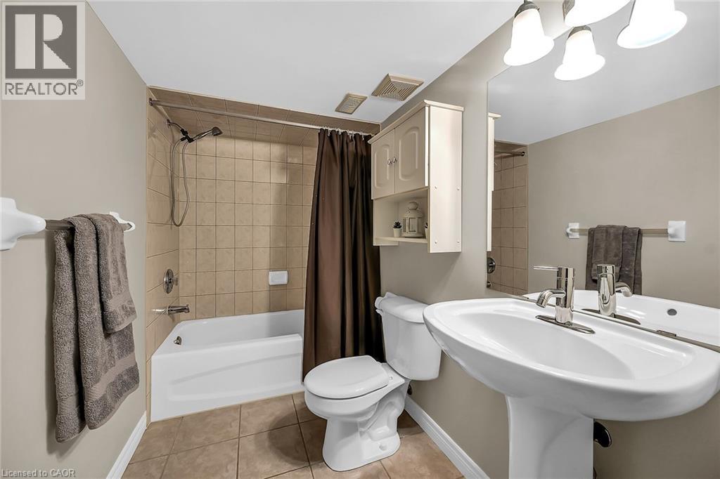 2371 Pathfinder Drive, Burlington, Ontario  L7L 6N8 - Photo 46 - 40771682