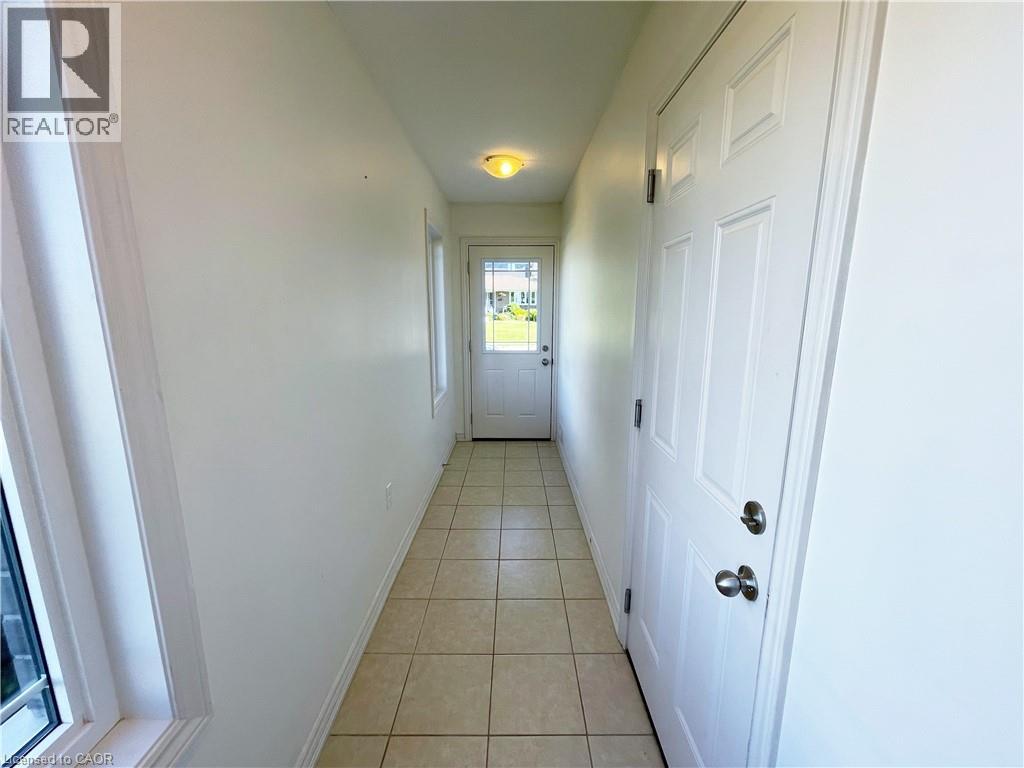 12 Poplar Drive Unit# 49, Cambridge, Ontario  N3C 0G4 - Photo 3 - 40771090
