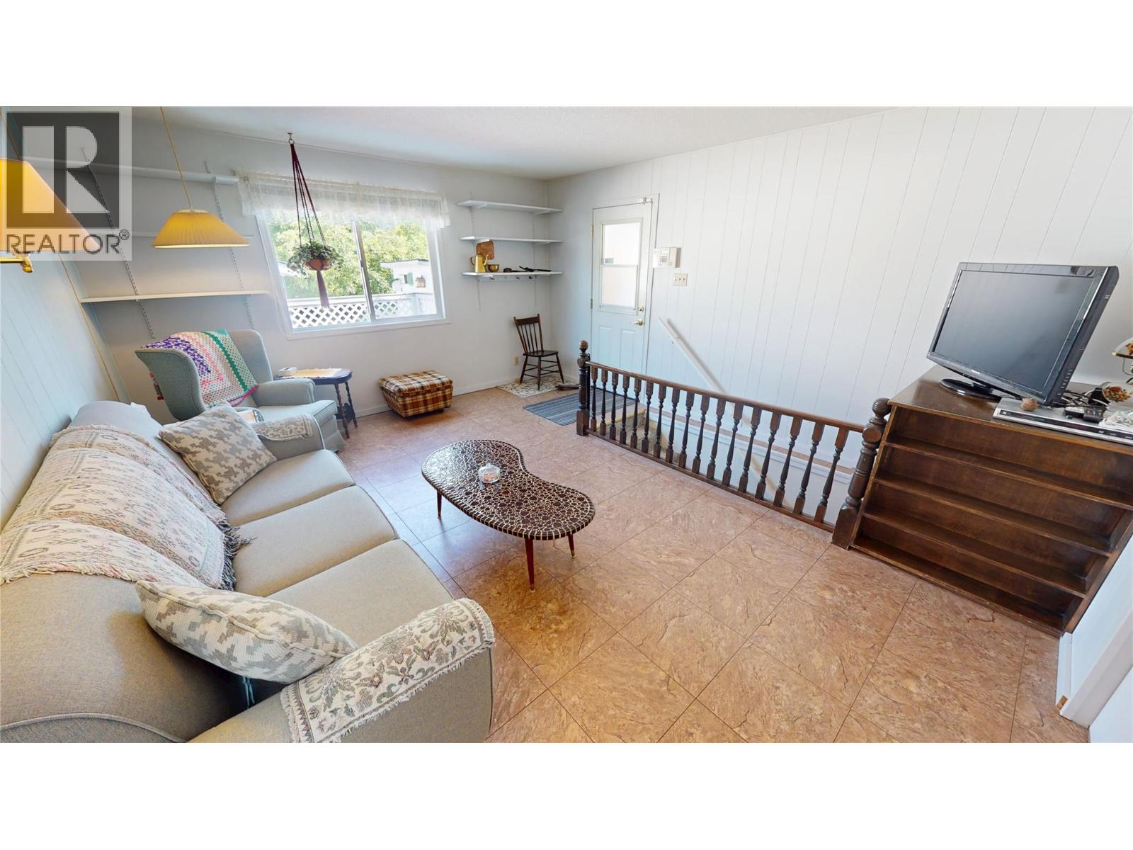 420 12th Avenue S, Cranbrook, British Columbia  V1C 2S7 - Photo 15 - 10363356