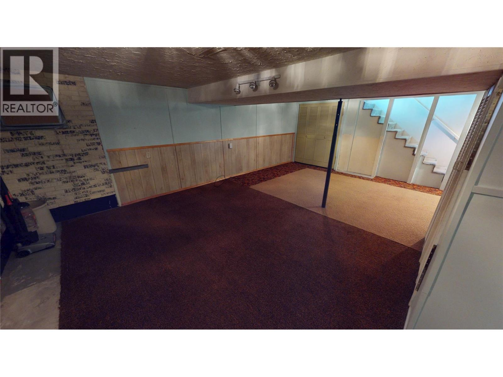 420 12th Avenue S, Cranbrook, British Columbia  V1C 2S7 - Photo 23 - 10363356