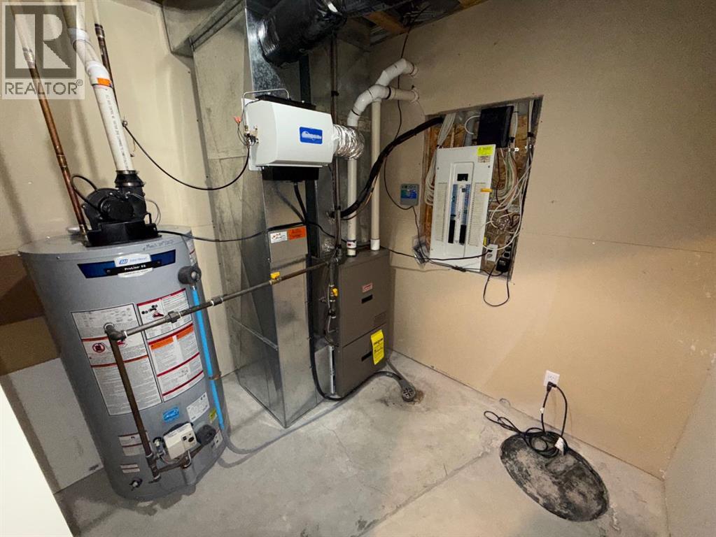 565 Edinburgh Road W, Lethbridge, Alberta  T1J 4E2 - Photo 18 - A2242232