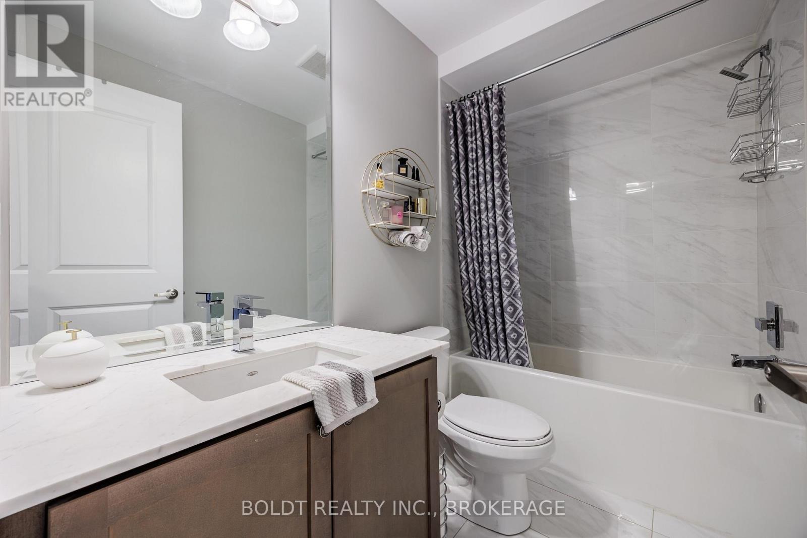 28 Windsor Circle, Niagara-On-The-Lake, Ontario  L0S 1J0 - Photo 19 - X12415015