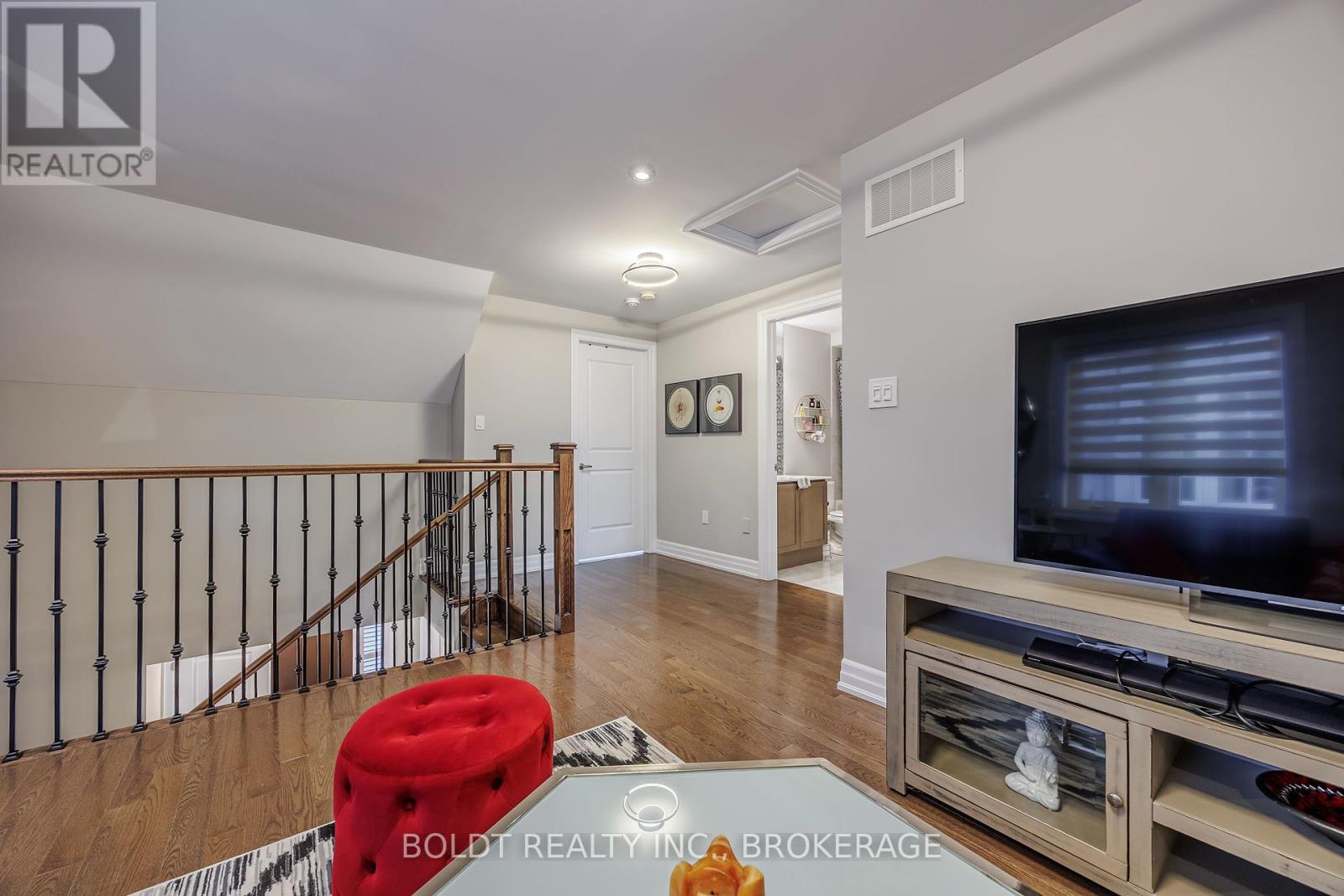 28 Windsor Circle, Niagara-On-The-Lake, Ontario  L0S 1J0 - Photo 21 - X12415015