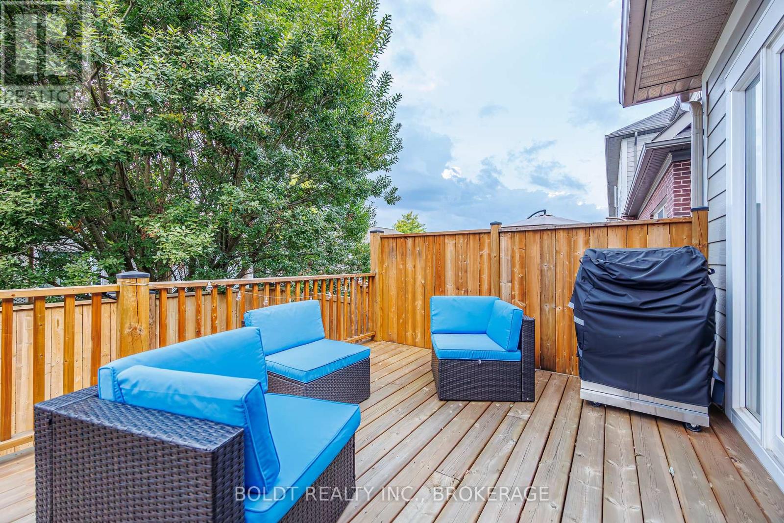 28 Windsor Circle, Niagara-On-The-Lake, Ontario  L0S 1J0 - Photo 25 - X12415015