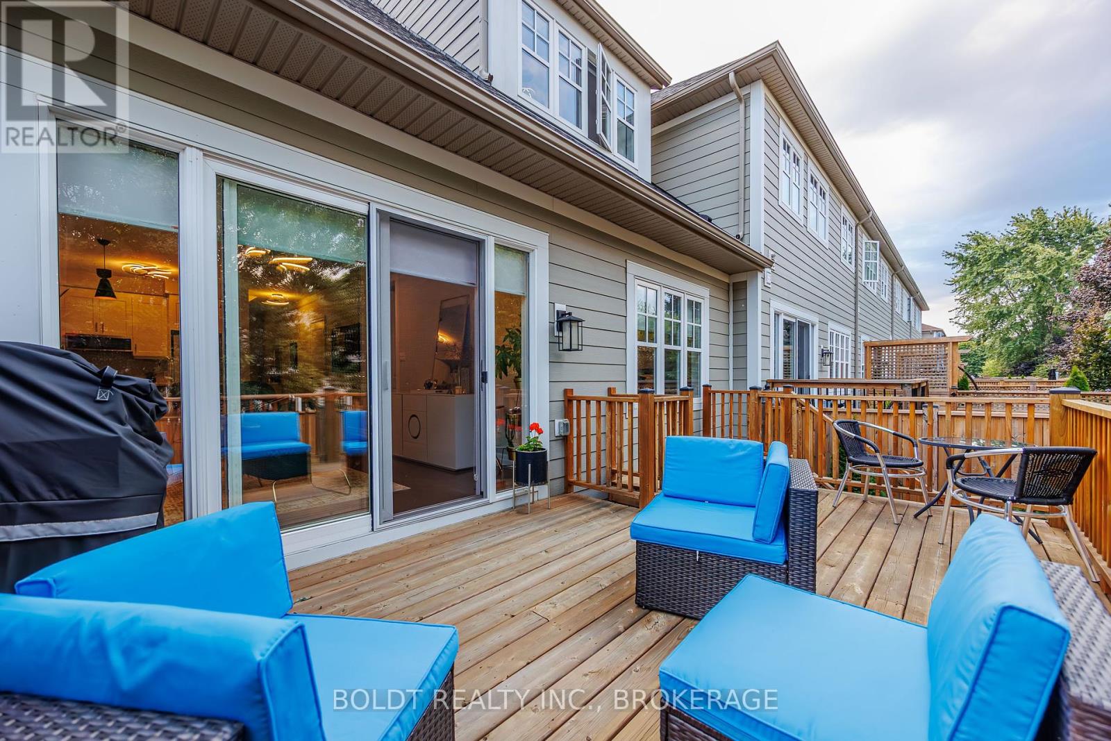 28 Windsor Circle, Niagara-On-The-Lake, Ontario  L0S 1J0 - Photo 26 - X12415015