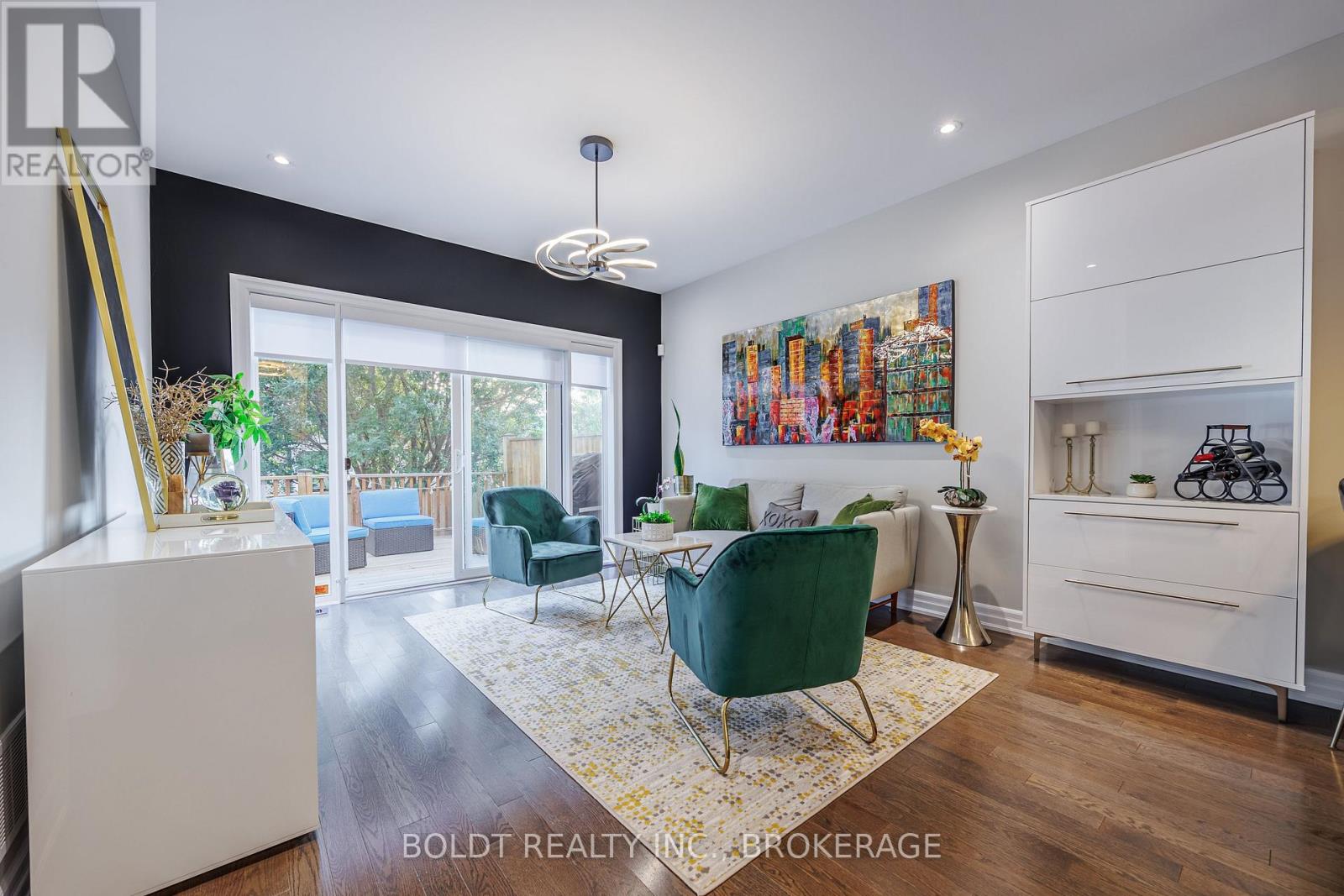 28 Windsor Circle, Niagara-On-The-Lake, Ontario  L0S 1J0 - Photo 9 - X12415015