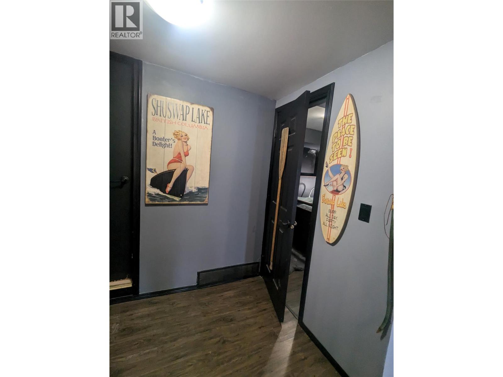 7780 Bentley Road, Anglemont, British Columbia  V0E 1M8 - Photo 36 - 10363441