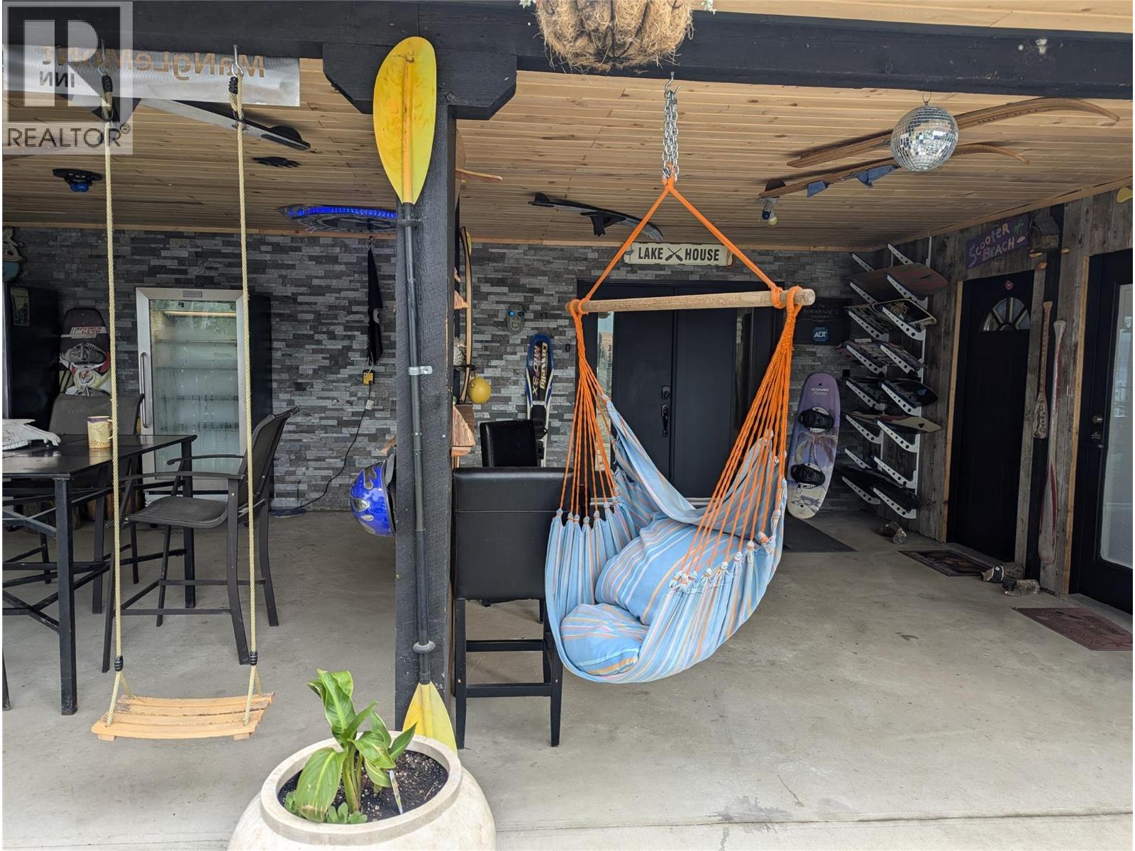 7780 Bentley Road, Anglemont, British Columbia  V0E 1M8 - Photo 44 - 10363441