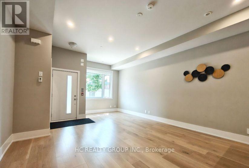 Unit 11 - 270 Davenport Road, Toronto (Annex), Ontario  M5R 0C1 - Photo 2 - C12414955