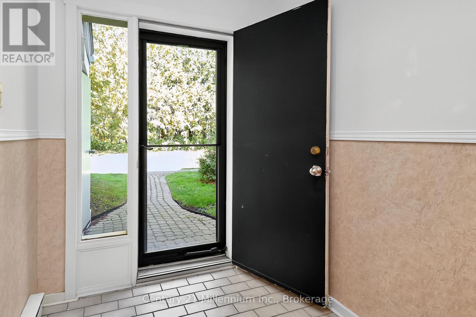 524 Oxbow Crescent, Collingwood, Ontario  L9Y 5B4 - Photo 4 - S12415080