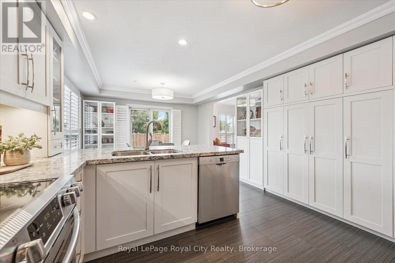 678 Mortimer Drive, Cambridge, Ontario  N3H 5R6 - Photo 19 - X12415115