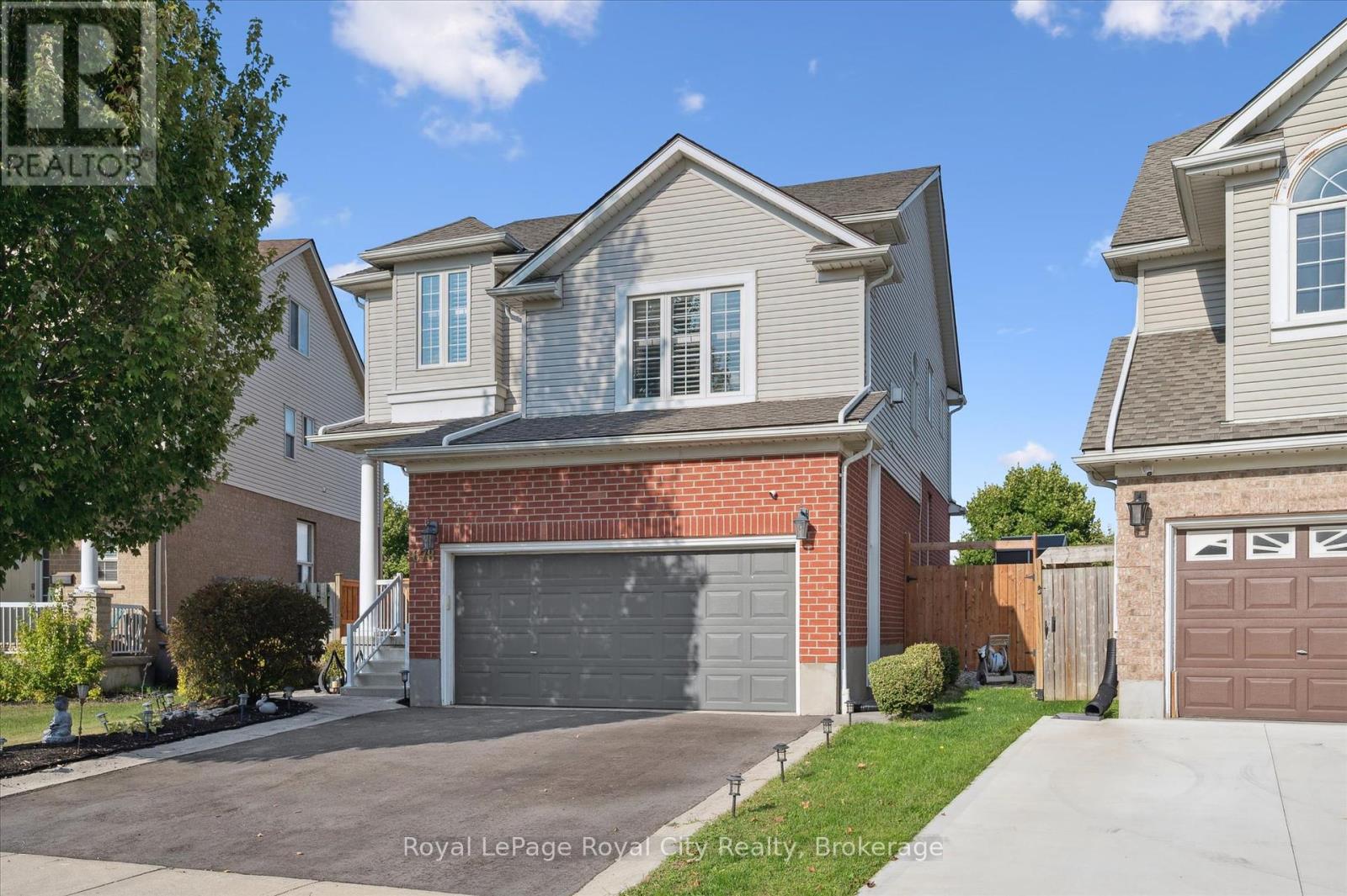 678 Mortimer Drive, Cambridge, Ontario  N3H 5R6 - Photo 2 - X12415115