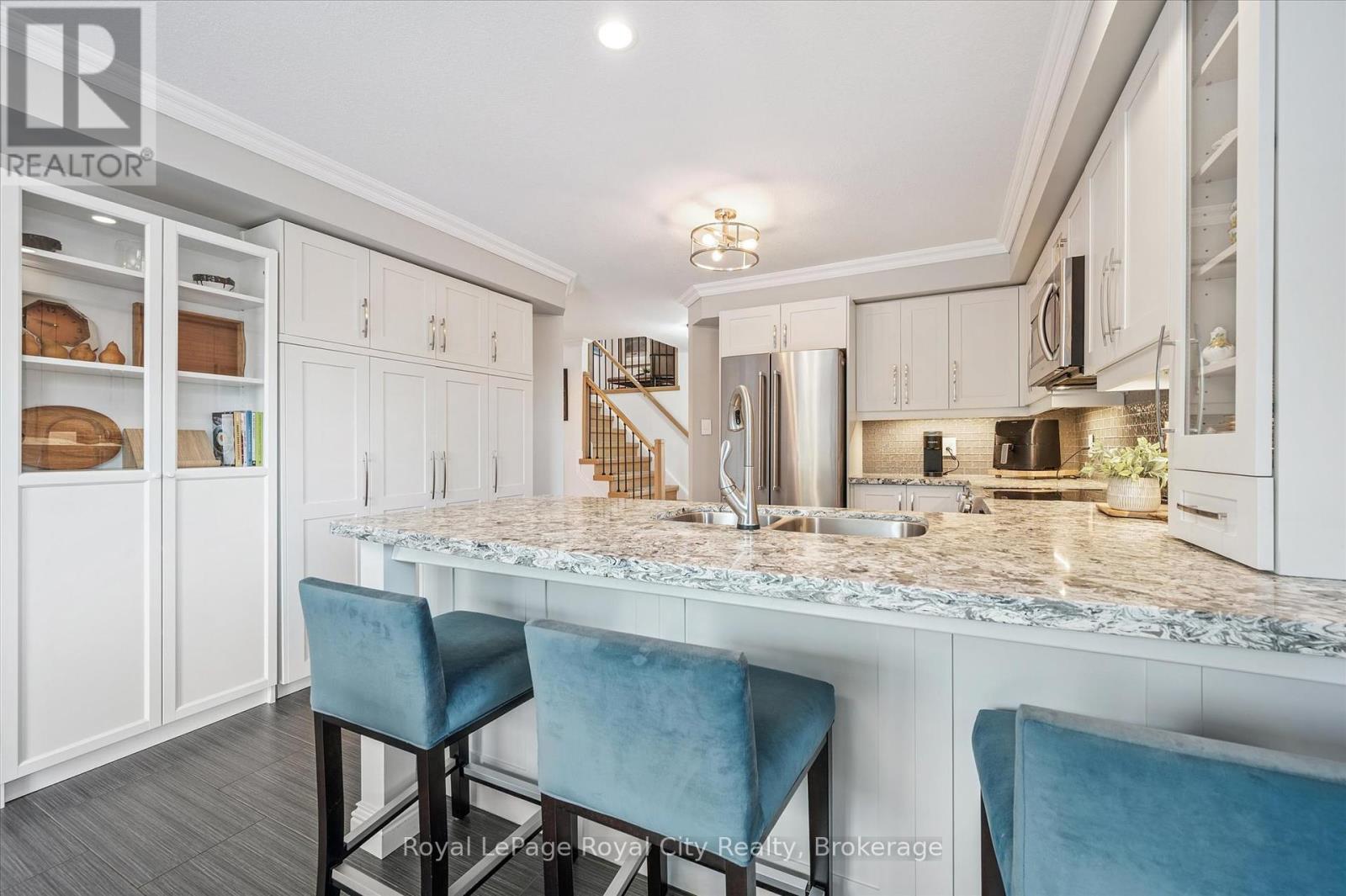 678 Mortimer Drive, Cambridge, Ontario  N3H 5R6 - Photo 16 - X12415115