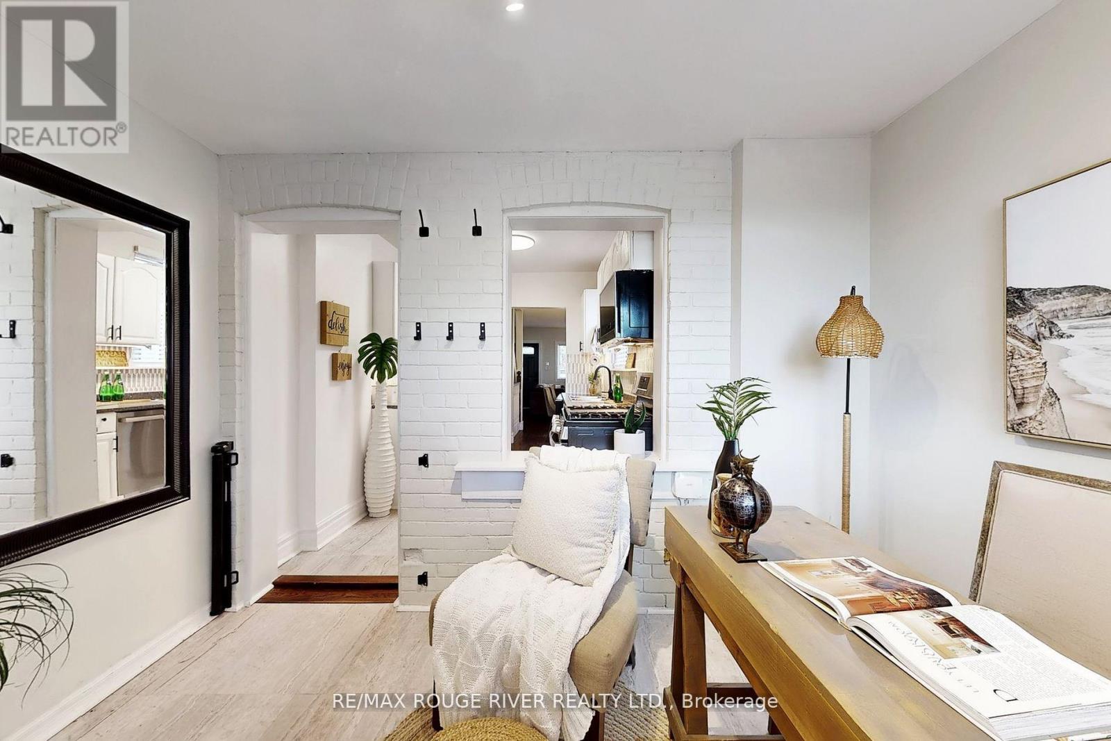 512 Main Street, Toronto, Ontario  M4C 4Y4 - Photo 13 - E12414923