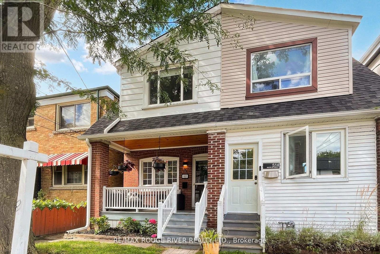 512 Main Street, Toronto, Ontario  M4C 4Y4 - Photo 2 - E12414923