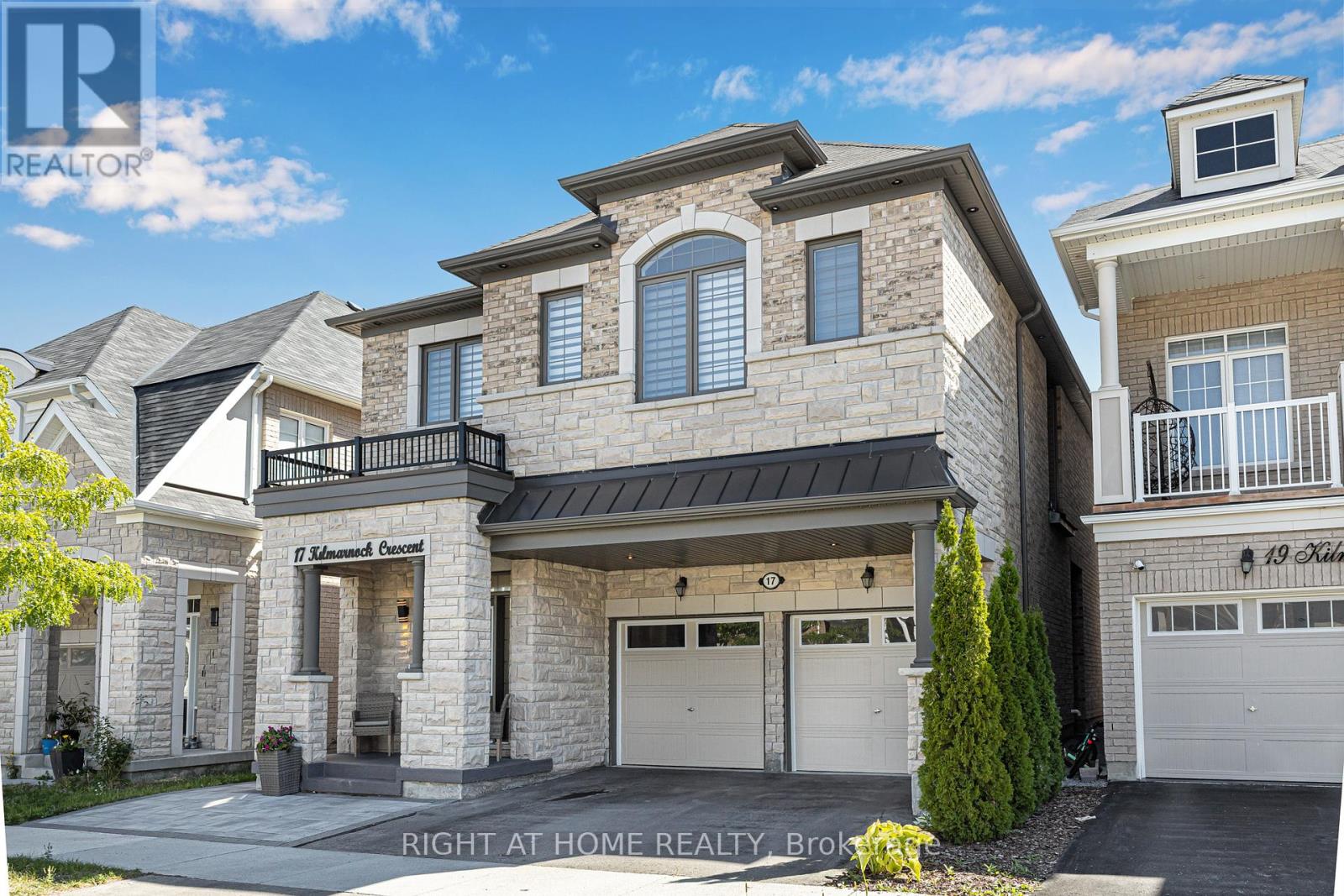 17 Kilmarnock Crescent, Whitby, Ontario  L1P 0E8 - Photo 2 - E12414946