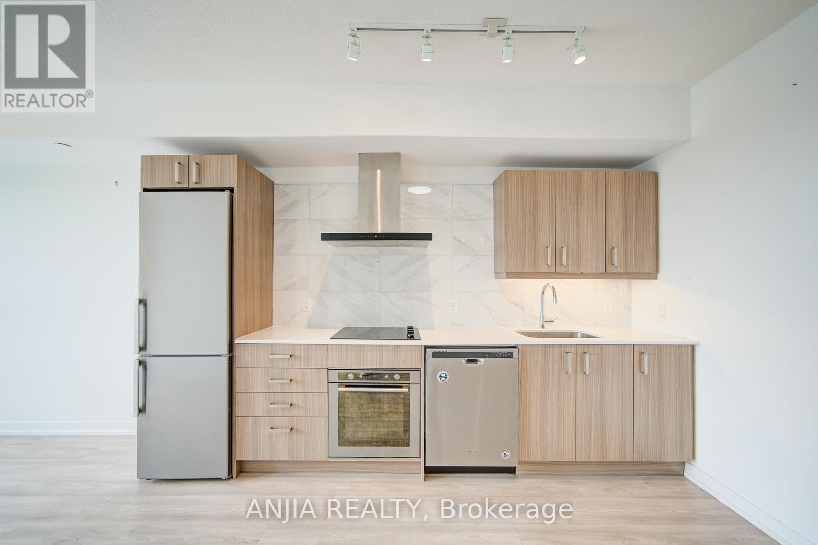 1213 - 1028 Mcnicoll Avenue, Toronto, Ontario  M1W 0B5 - Photo 13 - E12414957