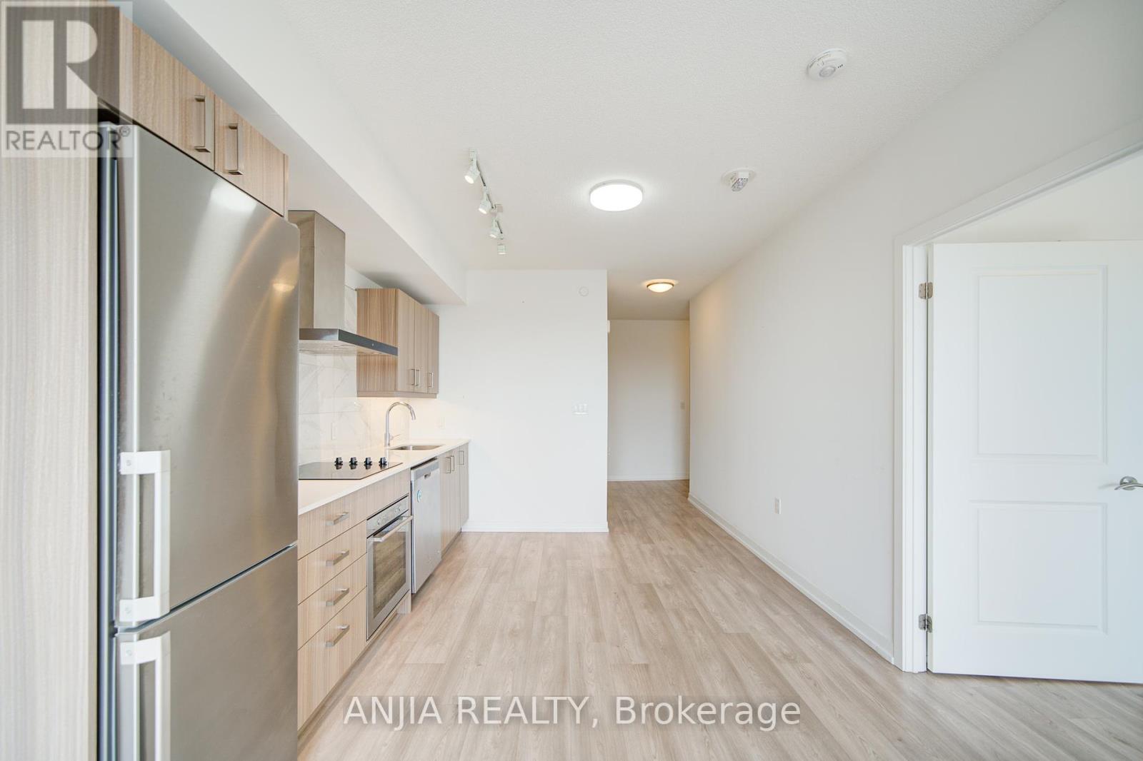 1213 - 1028 Mcnicoll Avenue, Toronto, Ontario  M1W 0B5 - Photo 15 - E12414957