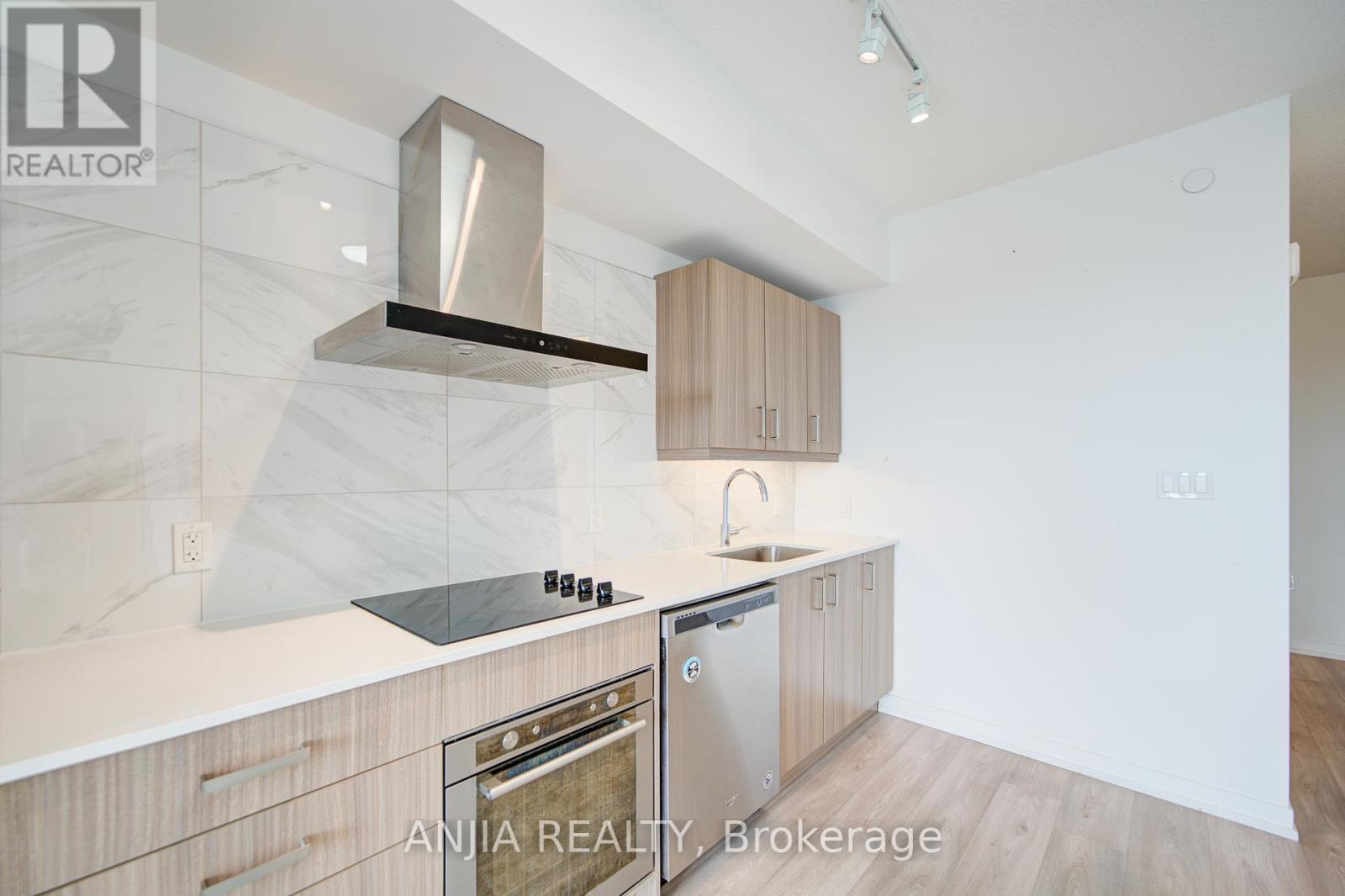 1213 - 1028 Mcnicoll Avenue, Toronto, Ontario  M1W 0B5 - Photo 16 - E12414957