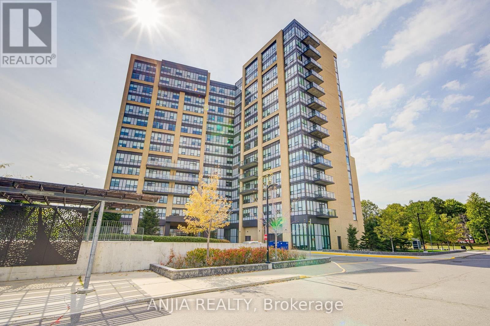 1213 - 1028 Mcnicoll Avenue, Toronto, Ontario  M1W 0B5 - Photo 2 - E12414957