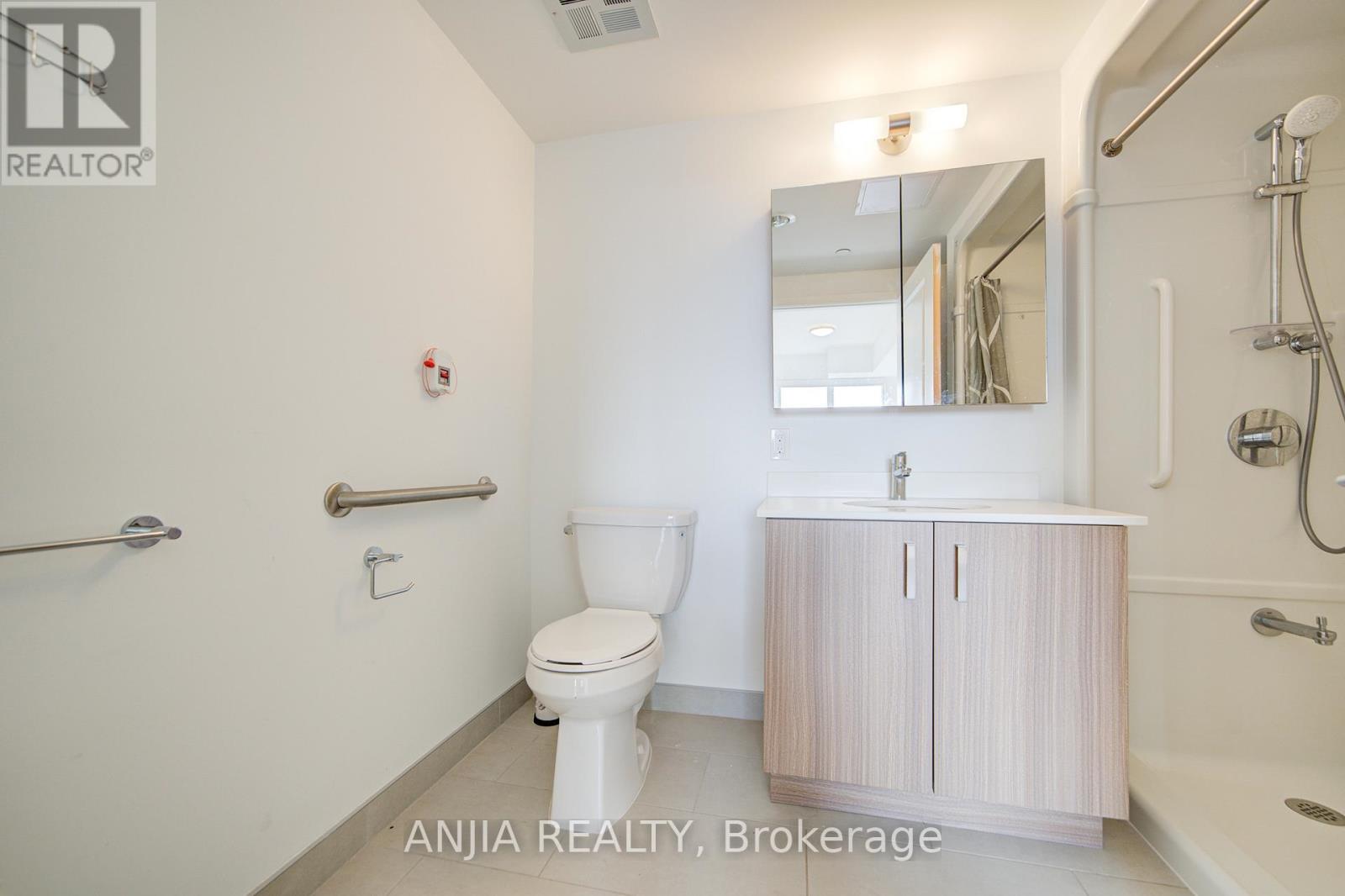 1213 - 1028 Mcnicoll Avenue, Toronto, Ontario  M1W 0B5 - Photo 27 - E12414957