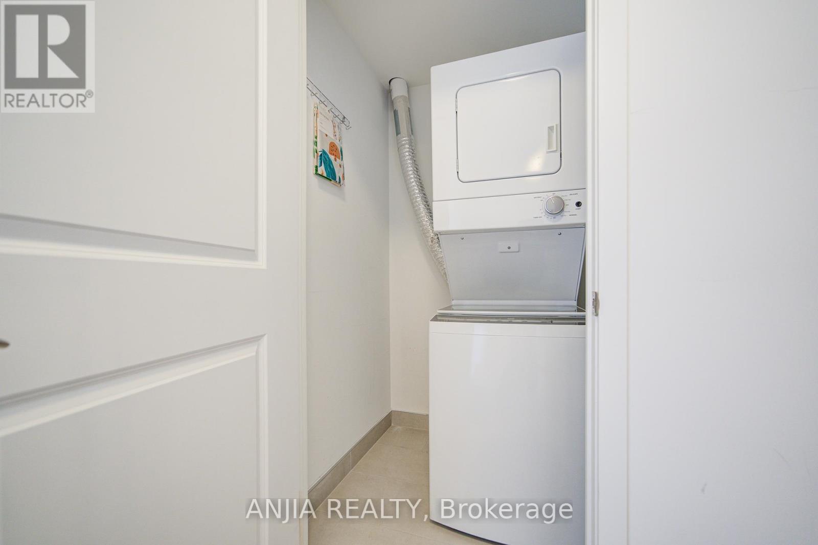 1213 - 1028 Mcnicoll Avenue, Toronto, Ontario  M1W 0B5 - Photo 31 - E12414957