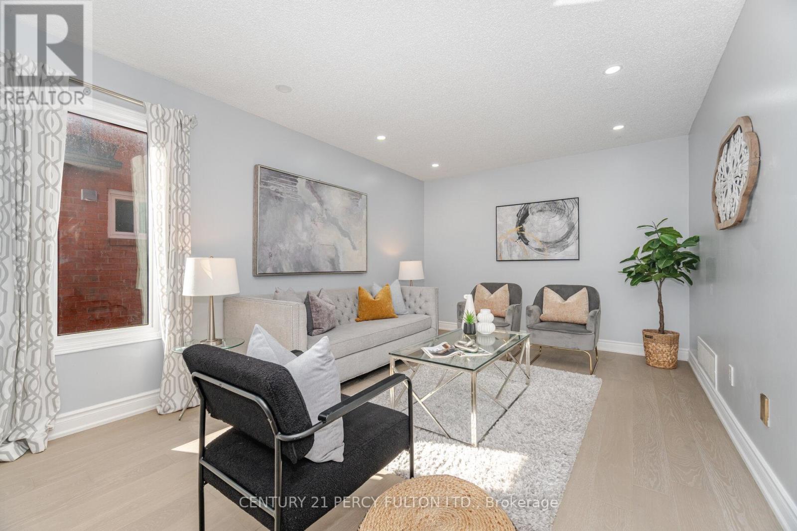 14 Keeble Crescent, Ajax, Ontario  L1T 3R8 - Photo 4 - E12414958
