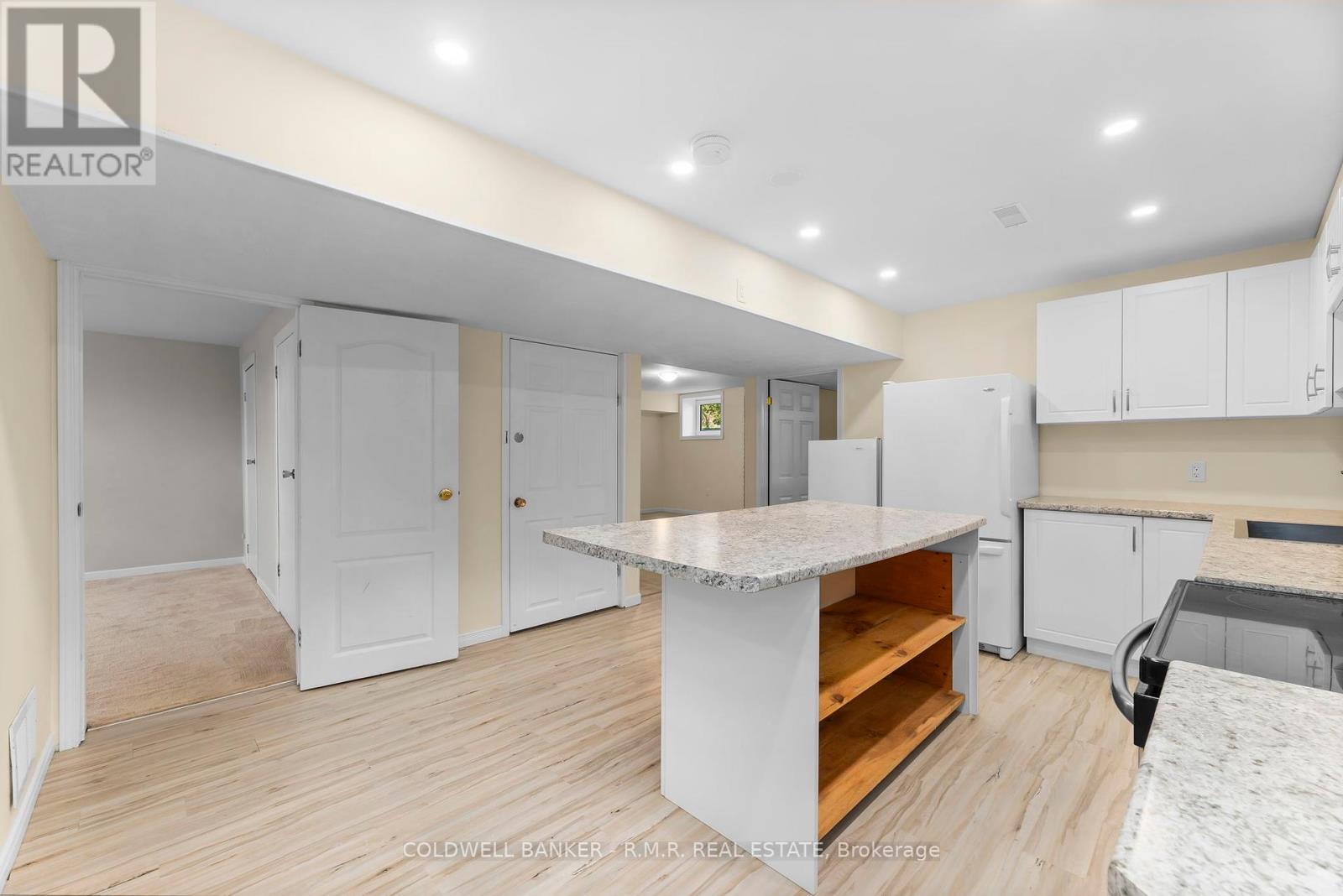 550 Angeline Street N, Kawartha Lakes (Ops), Ontario  K9V 4R1 - Photo 28 - X12291596
