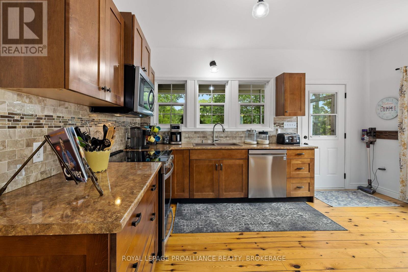 1208 Warrington Road, Frontenac, Ontario  K0H 2P0 - Photo 17 - X12374760