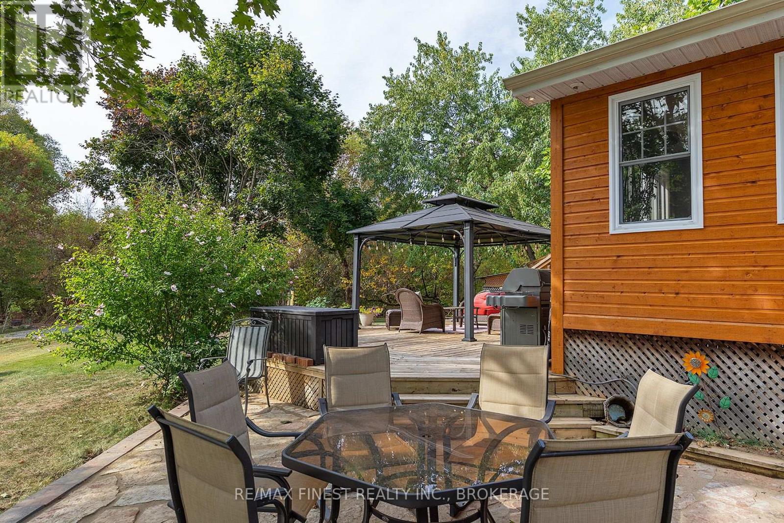 939 Ellen Avenue, Kingston, Ontario  K0H 1S0 - Photo 38 - X12414589