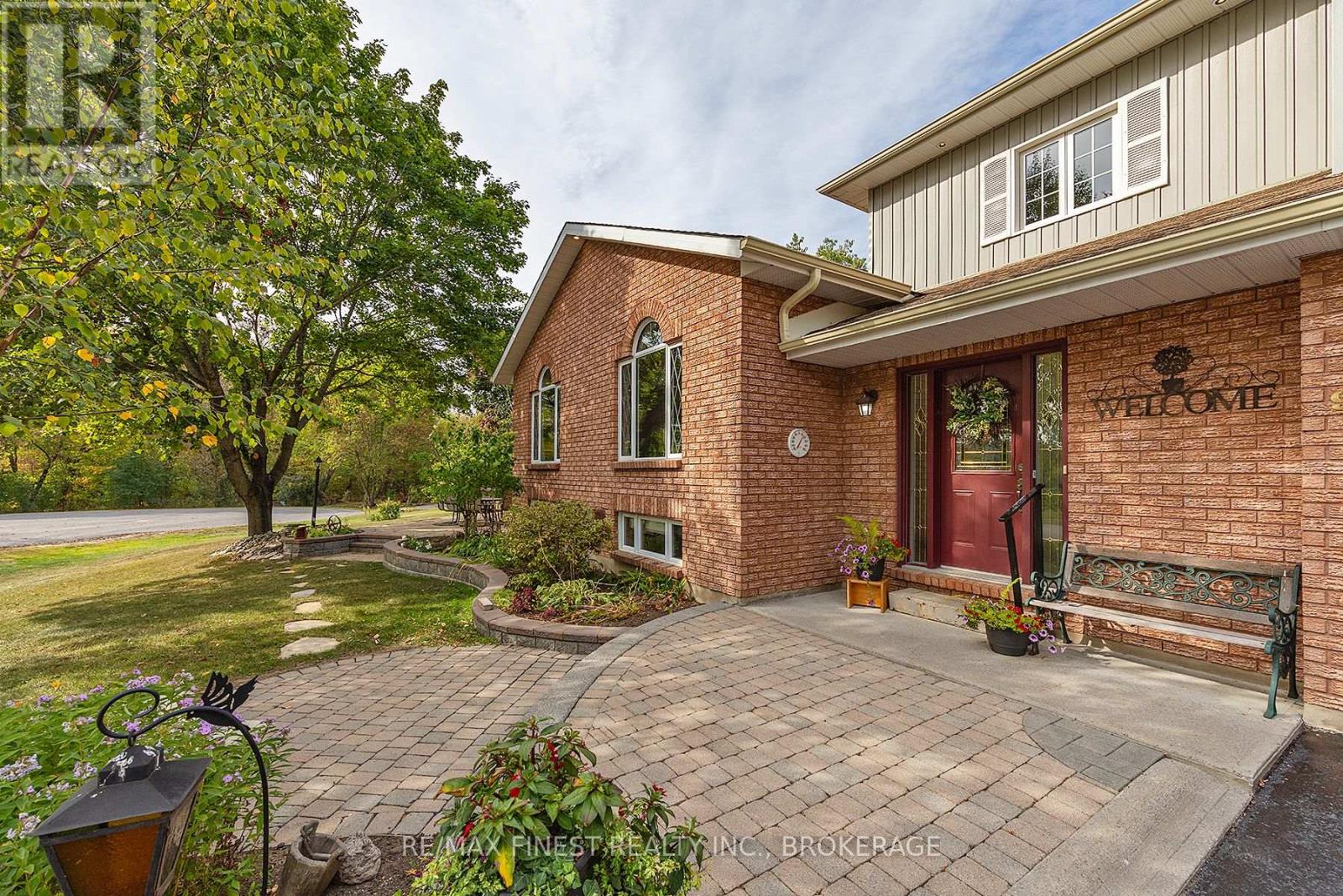 939 Ellen Avenue, Kingston, Ontario  K0H 1S0 - Photo 6 - X12414589