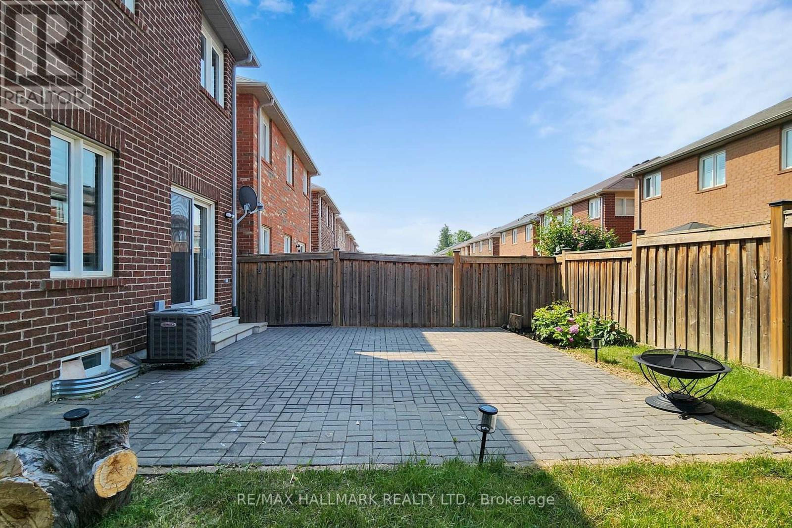 10 Chambersburg Way, Whitchurch-Stouffville (Stouffville), Ontario  L4A 0P3 - Photo 41 - N12414909