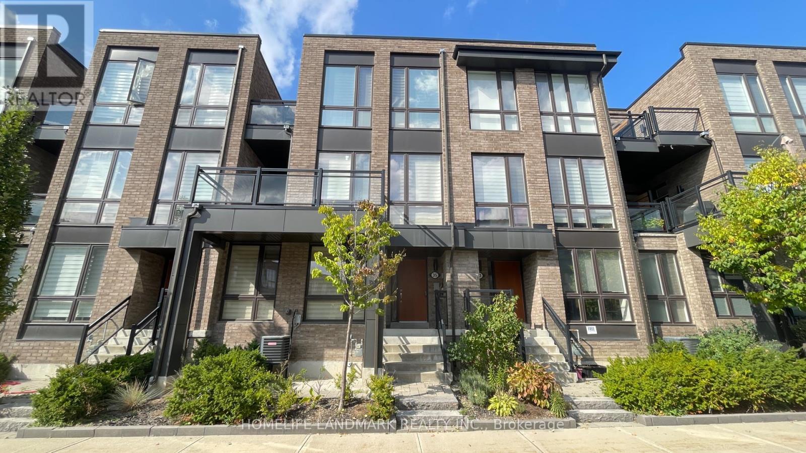 35 THORNCREST DRIVE, Vaughan, Ontario