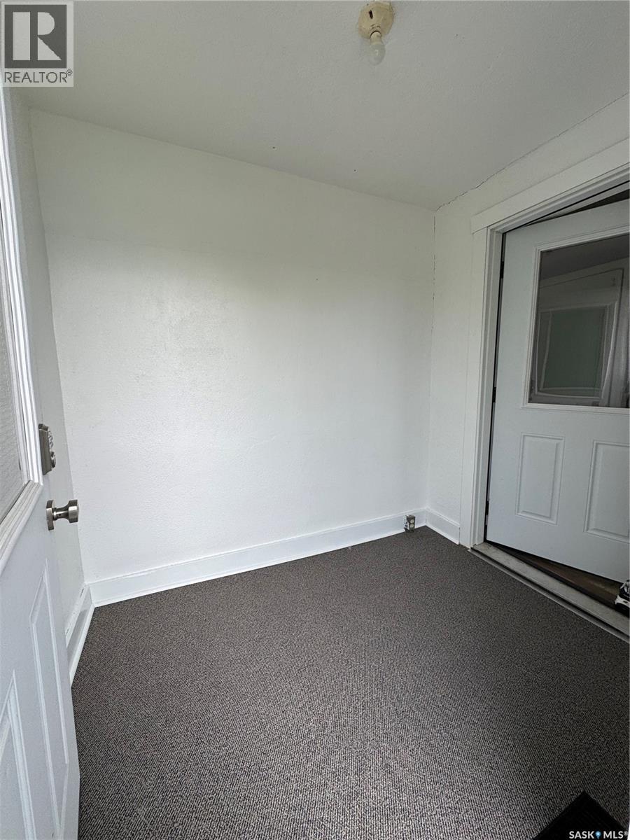 529 Albert Street, Hudson Bay, Saskatchewan  S0E 0Y0 - Photo 4 - SK018822