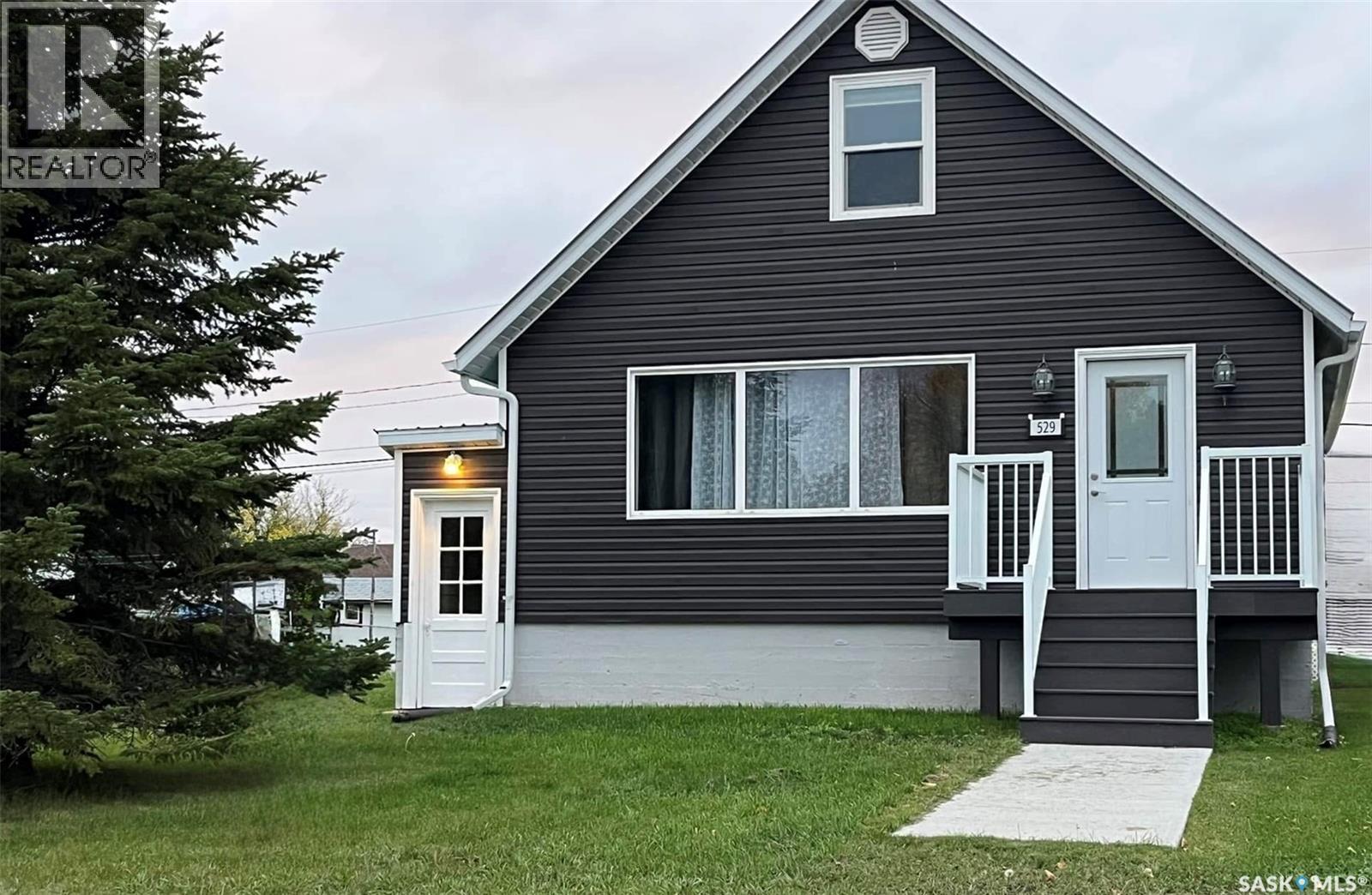 529 Albert STREET, Hudson Bay, Saskatchewan