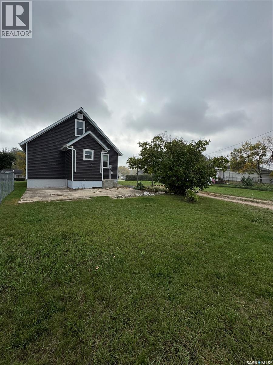 529 Albert Street, Hudson Bay, Saskatchewan  S0E 0Y0 - Photo 48 - SK018822