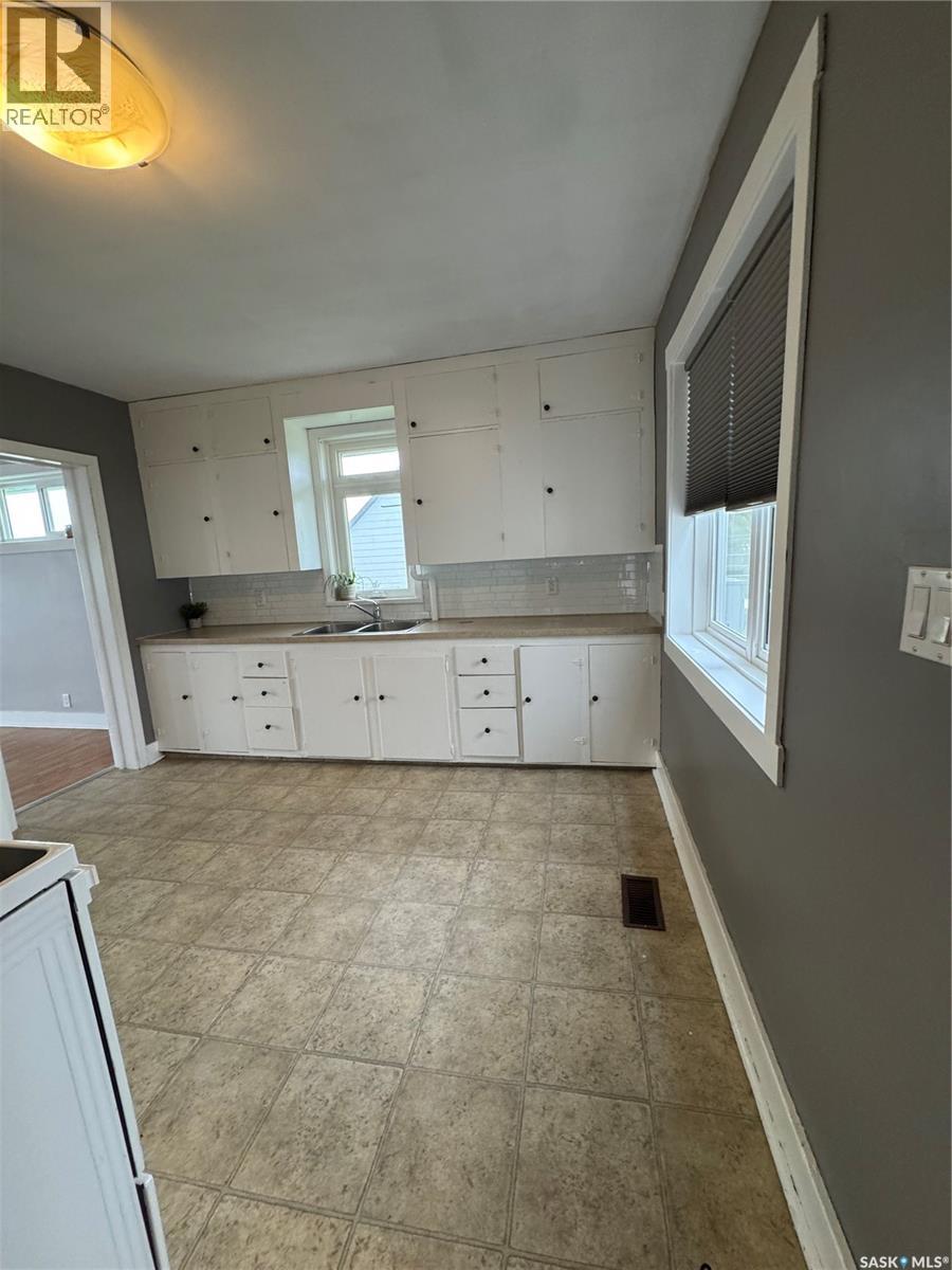 529 Albert Street, Hudson Bay, Saskatchewan  S0E 0Y0 - Photo 15 - SK018822