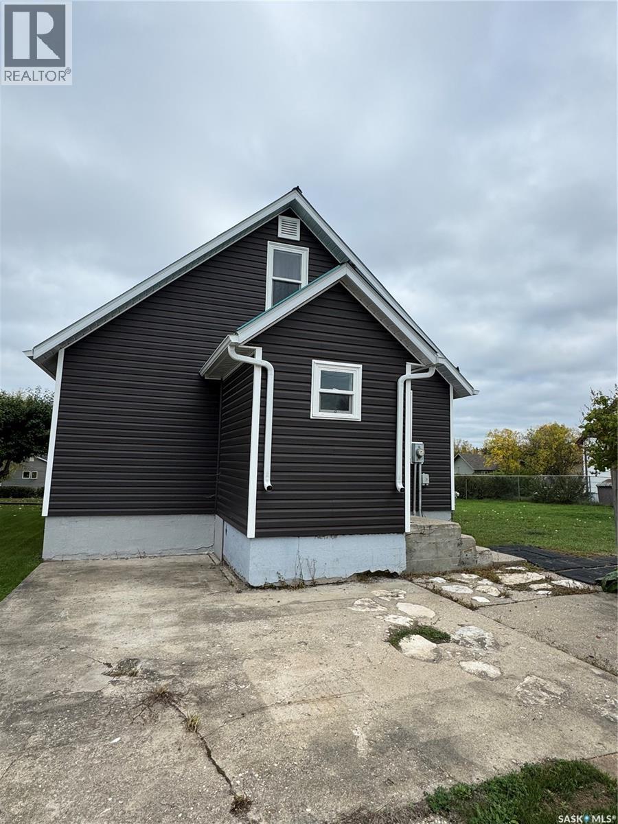 529 Albert Street, Hudson Bay, Saskatchewan  S0E 0Y0 - Photo 41 - SK018822