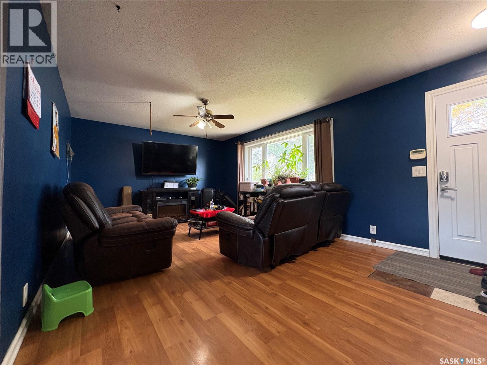 168 Toronto Street, Regina, Saskatchewan  S4R 1L7 - Photo 4 - SK018834