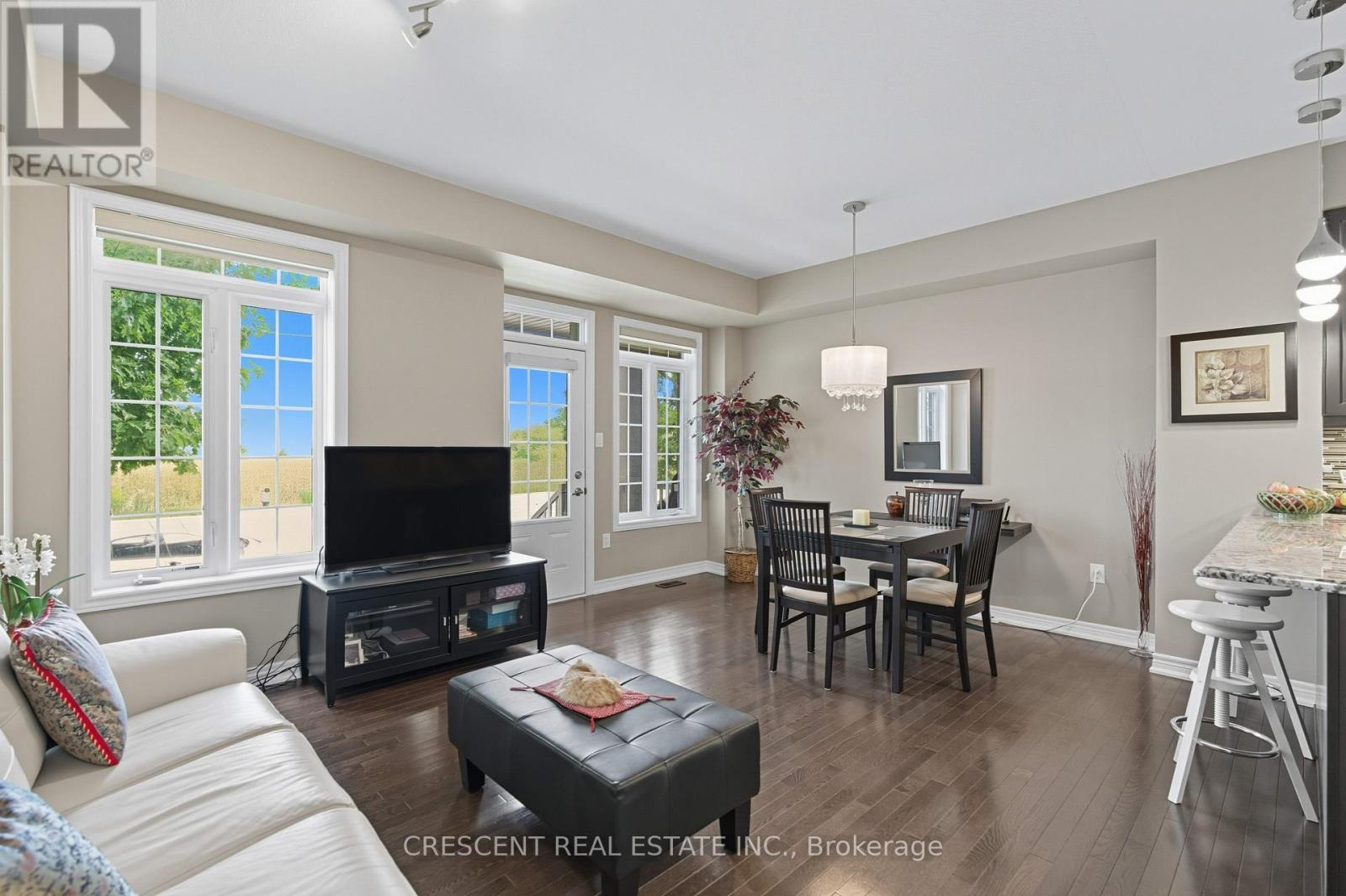 67 - 515 Winston Road, Grimsby, Ontario  L3M 4E8 - Photo 10 - X12412525