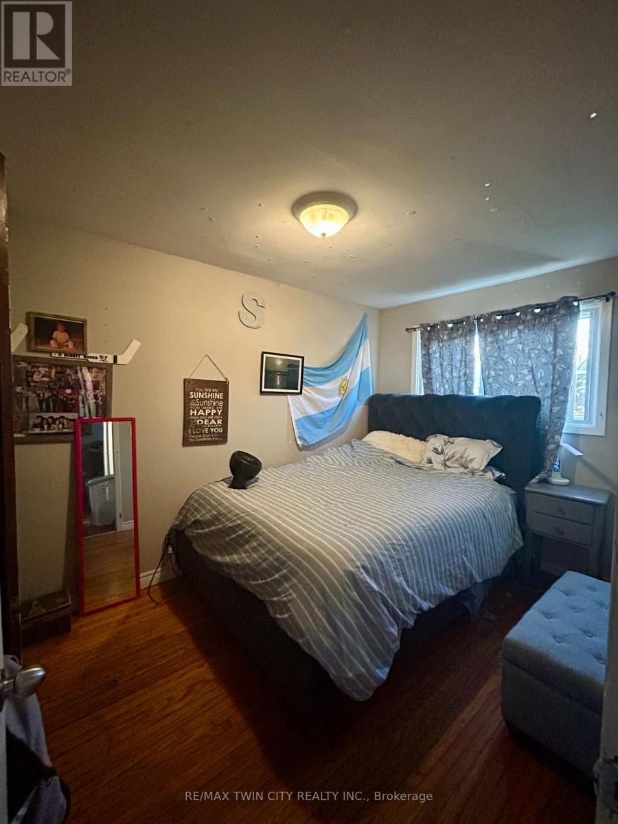 115 Baldwin Avenue, Brantford, Ontario  N3S 1H9 - Photo 12 - X12221992