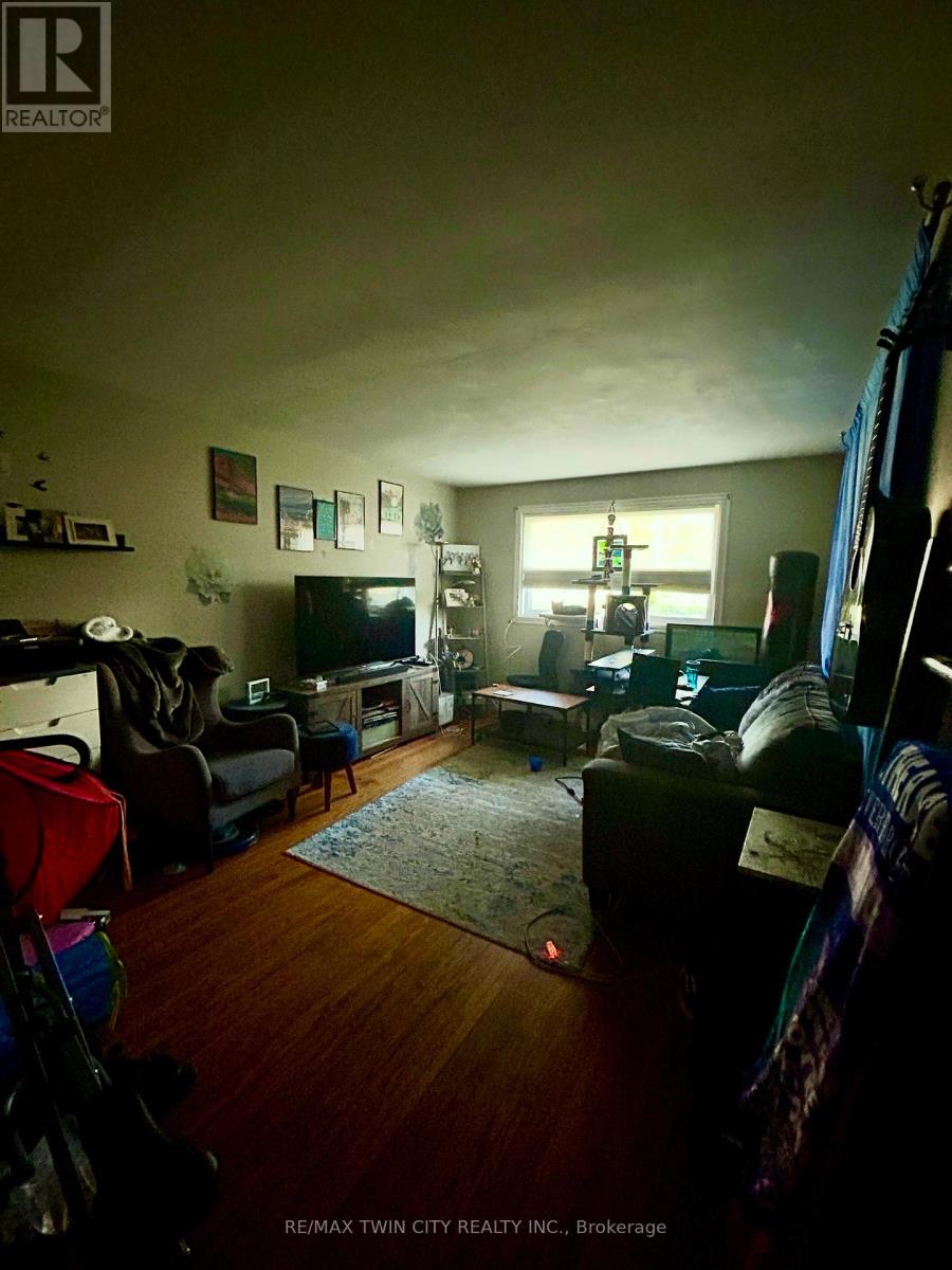 115 Baldwin Avenue, Brantford, Ontario  N3S 1H9 - Photo 13 - X12221992