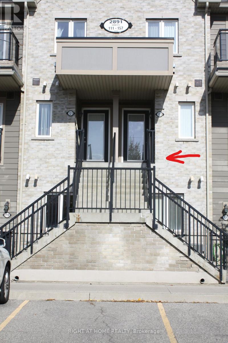 123 - 2891 Rio Court, Mississauga (Central Erin Mills), Ontario  L5M 0S3 - Photo 1 - W12414913