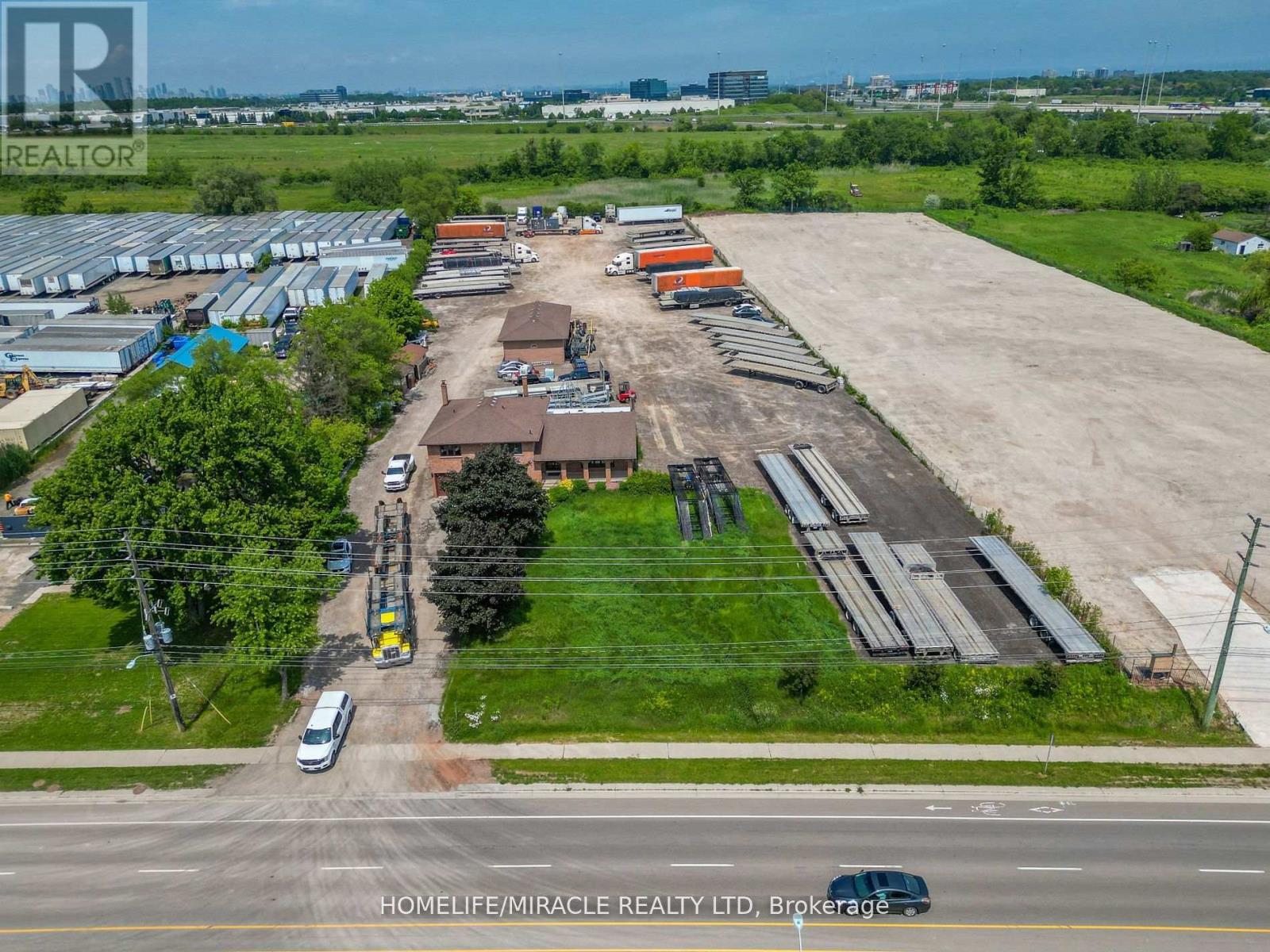 2101 Ninth Line, Oakville, Ontario  L6H 7G7 - Photo 32 - W12414963